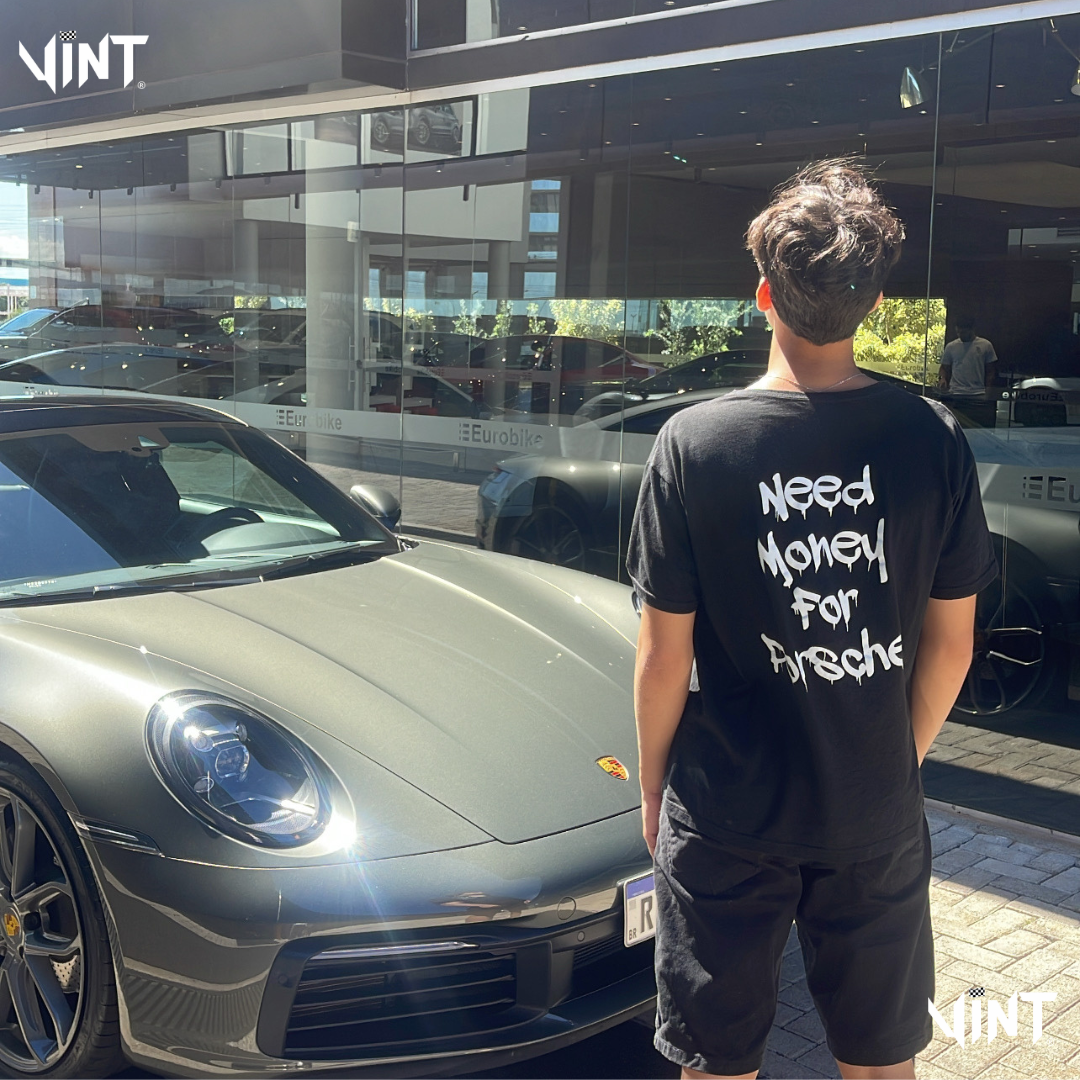 Camiseta Need Money For Porsche