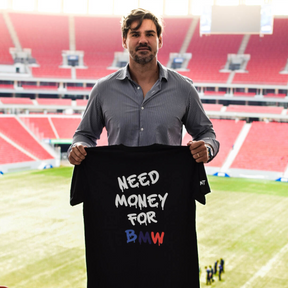 Camiseta Need Money For BMW
